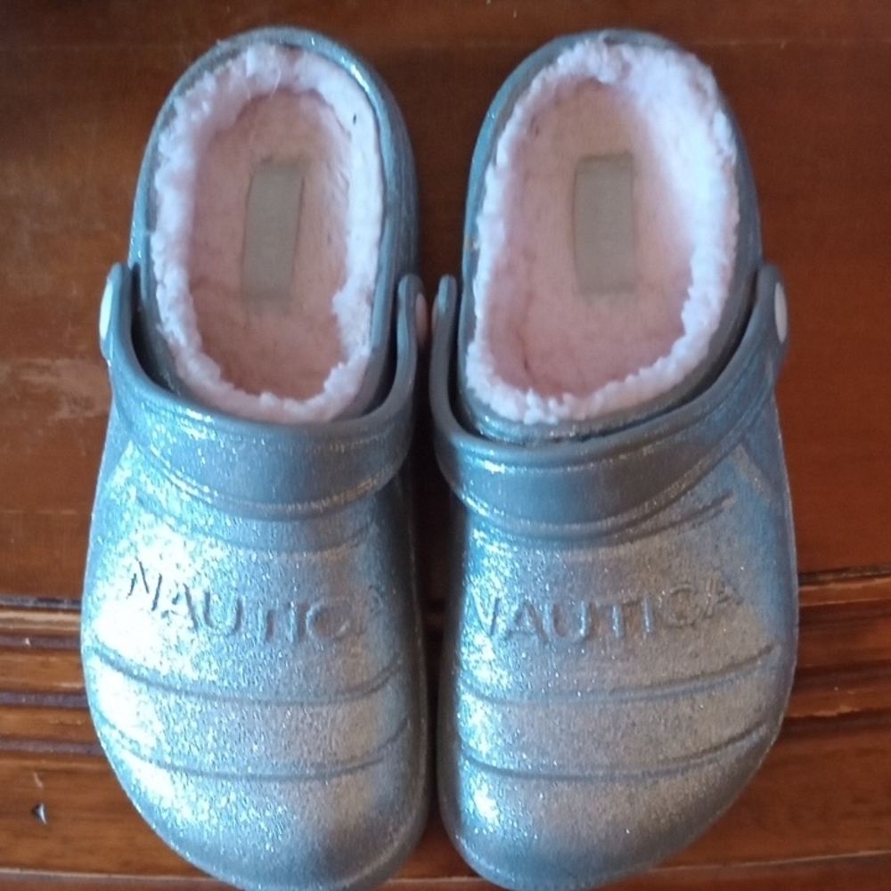 Nautica Kids Silver Clogs